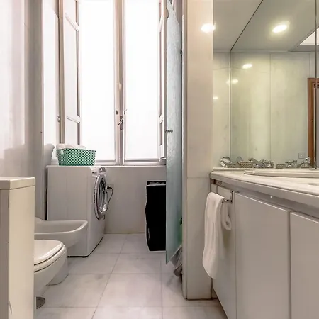 Guesthost - Palazzo Borghese Lovely Flat Daire Roma