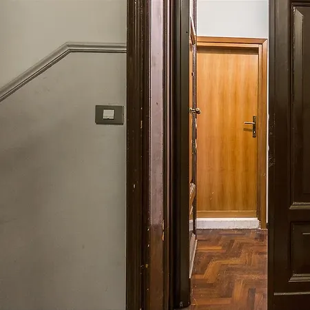 Apartmán Guesthost - Palazzo Borghese Lovely Flat